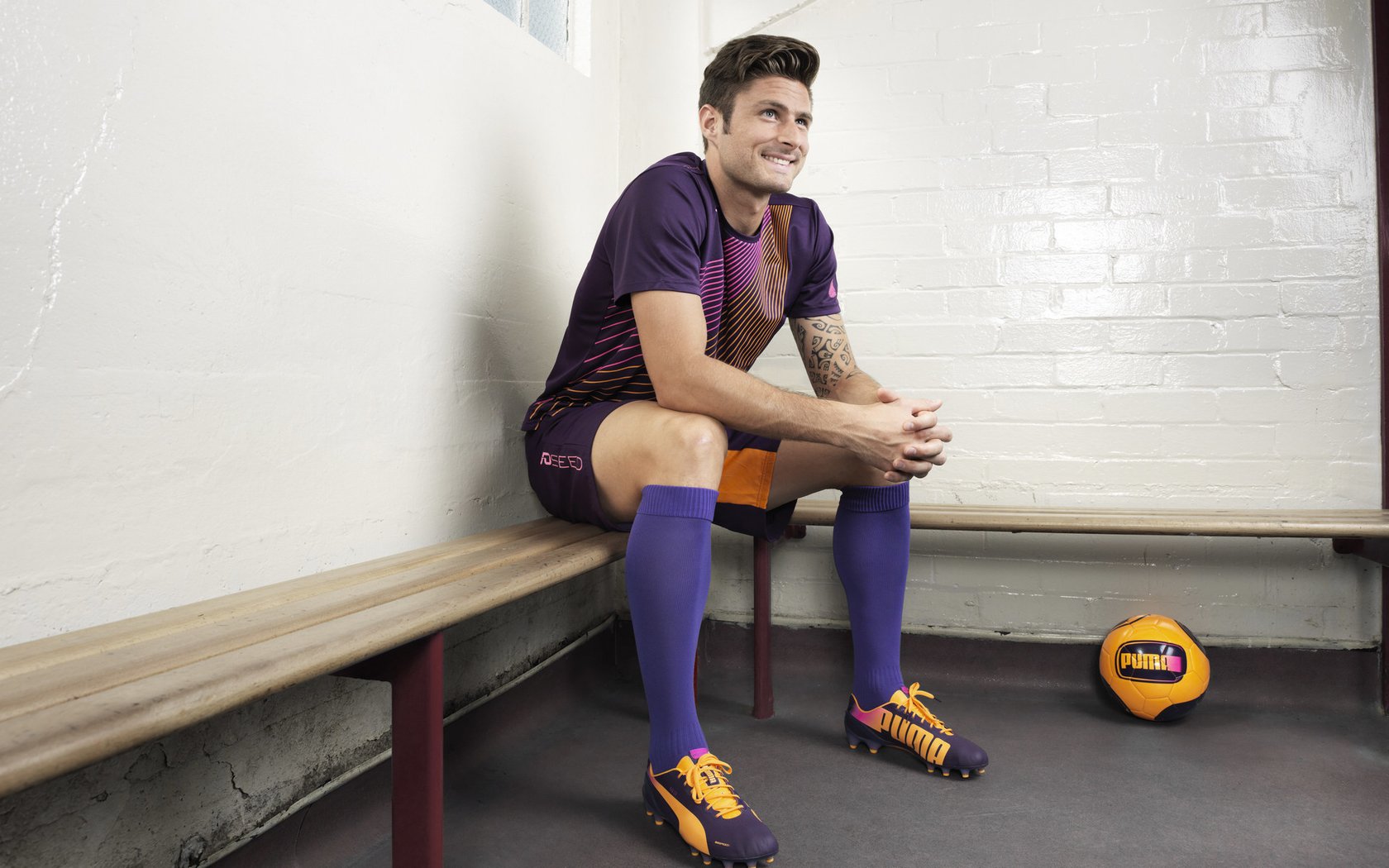 国足比赛落后时战术选择影响胜率，国足能赢的三个方案